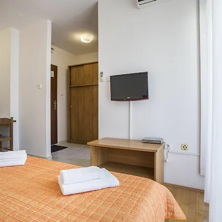 Bolotel Family & Apartamento Bol