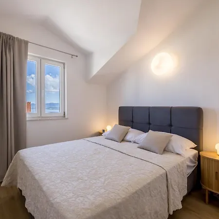 아파트 Bolotel Family &