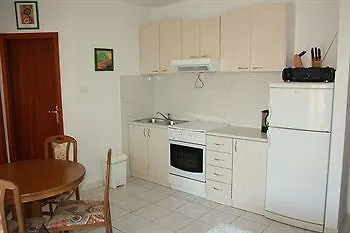 아파트 Bolotel Family &