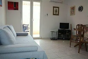 Bolotel Family & 아파트 *